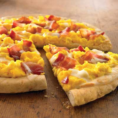 Bacon 'N Egg Breakfast Pizza