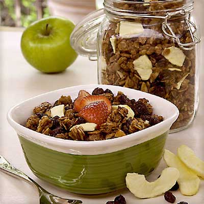 Raisin-Apple Granola