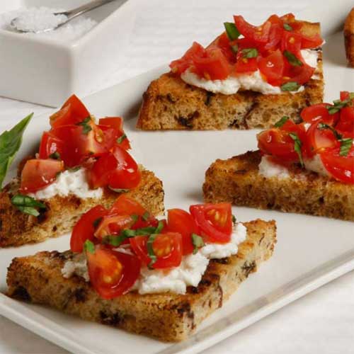 Raisin Crostini Appetizers