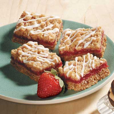 Strawberry Rhubarb Dessert Bars