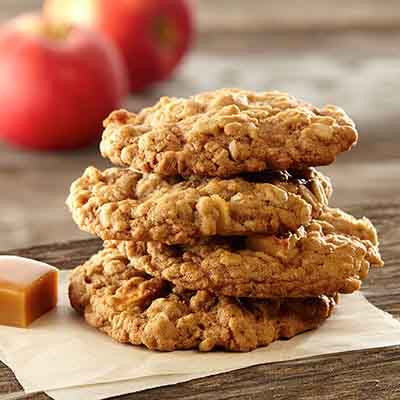 Caramel Apple Oatmeal Cookies