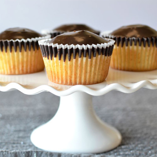 Boston Cream Pie Cupcakes