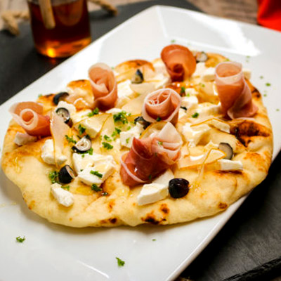 Pear and Prosciutto Naan Pizza