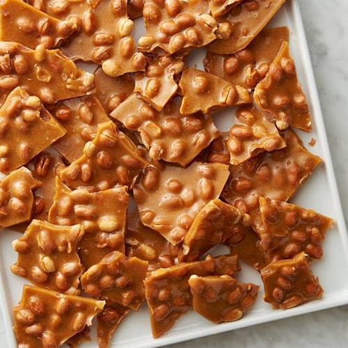 Golden Buttery Peanut Brittle